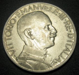 Italy 2 Lire Coin 1924 Km 63 photo