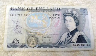 British Five Pounds Paper Currency Note Duke Of Wellington Signed Page 2 photo