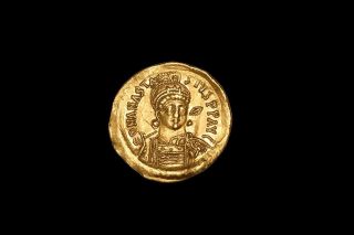 Rare Ancient Roman Byzantine Gold Solidus Coin Of Emperor Anastasius I - 492 Ad photo