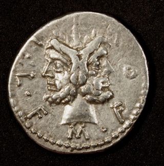 Roman Republic,  M.  Furius Philus C.  119 Bc Ar Denarius Silver photo