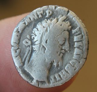Roman Silver Denarius Of Commodus 177–192 Ad Rev: Fortuna, photo