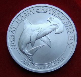 2015 Silver Coin 1/2 (half) Troy Oz Australia Great Hammerhead Shark.  999 Bu photo