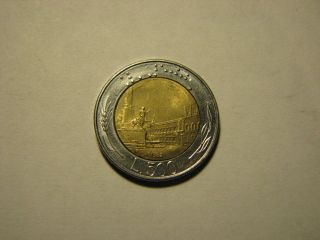 1982 – Italy – 500 Lire Coin photo
