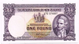 1967 Zealand One Pound Note - P159d photo