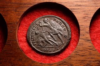 Ancient Roman Emperor Constantius Ii Centenionalis Maiorina Follis Coin - 337ad photo
