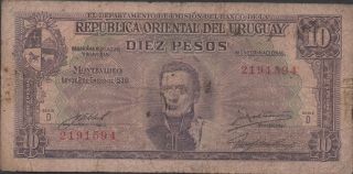 Uruguay 10 Pesos Nd.  1940 ' S P 37d Circulated Banknote photo