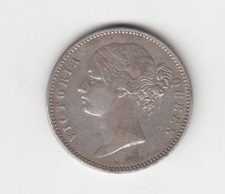 1840 British India Queen Victoria One Rupee Silver Coin. photo