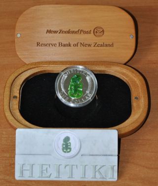 2010 Zealand $1 - Maori Art Hei Tiki - Heitiki,  Cert,  Box photo