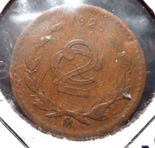 Circulated 1925m 2 Centavo Mexican Coin (72415). photo