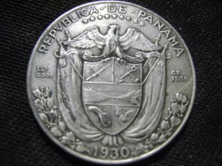 Panama 1930 Medio Balboa 90 Silver Coin No Res photo