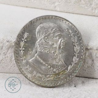 10 Silver - 1957 Mexico Mexican 1 Un Peso 15.  9g - Coin Io0262 photo