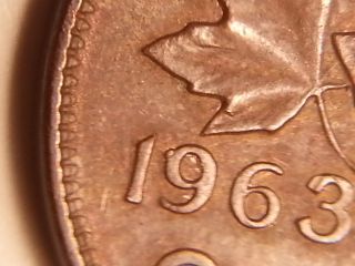 Error Coin 1963 Die Chip On 9 Of Date Elizabeth Ii A53 photo