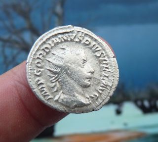 Bn (452) - Roman Antoninianus Gordiano Iii / 4.  72 Gr / 22 Mm photo