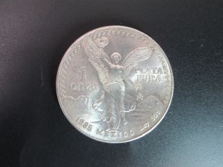 1985 Mexico / Mexican Libertad 1 Onza.  999 Silver Round Bullion / Coin photo
