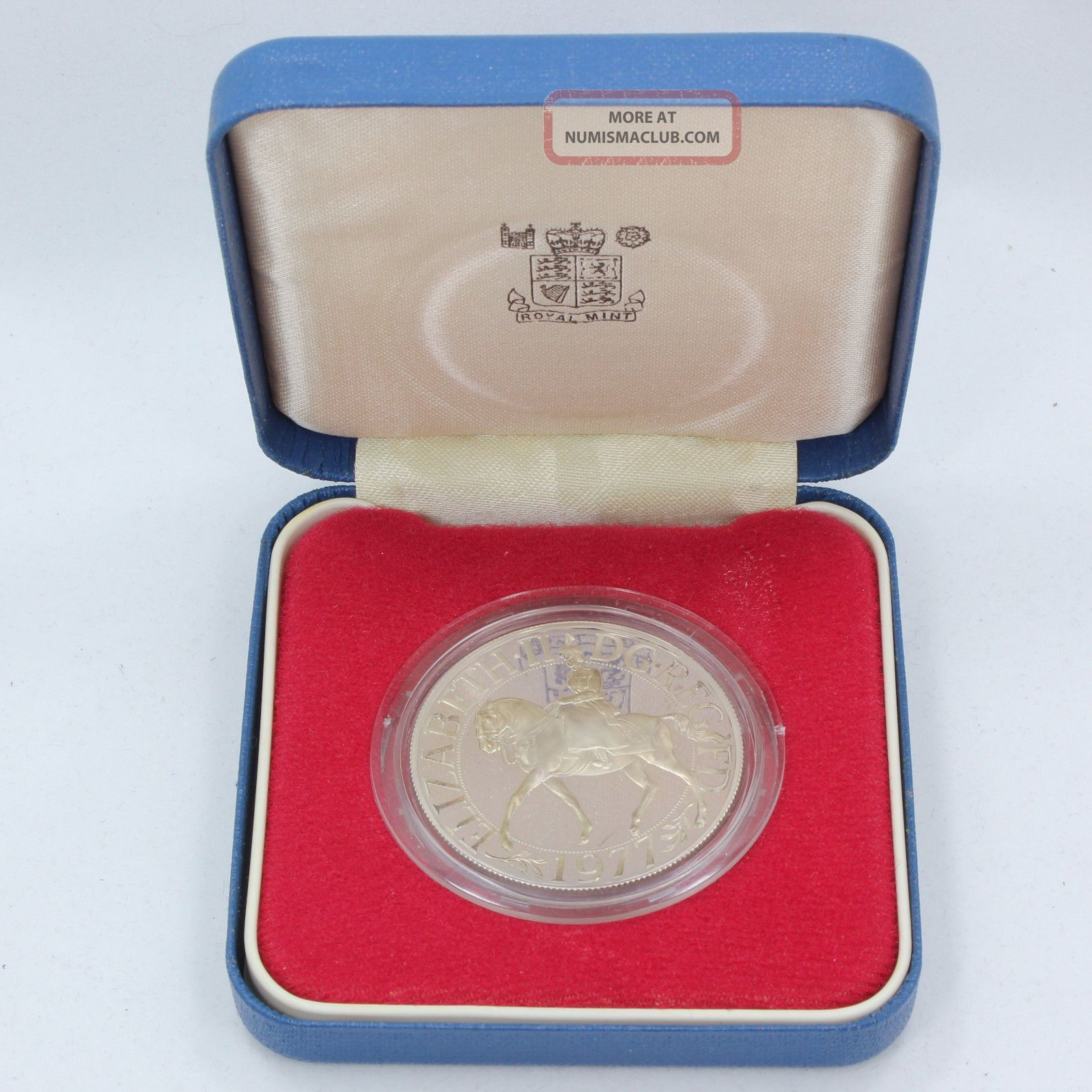 1977 Sterling. 925 Proof Silver Crown Queen Elizabeth Ii Jubilee Coin Royal