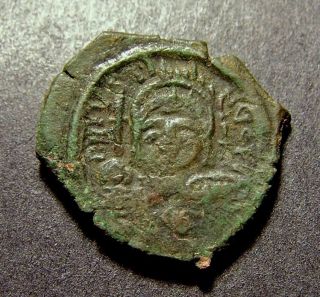Justin Ii,  Christian Crosses In Thessalonica,  Ancient Byzantine Emperor Coin photo