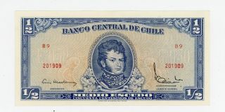 Chile.  P - 134b.  1/2 Escudos … Nd (1962 - 75) … Unc.  Red Serial. photo