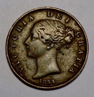 Great Britain 1854 Half Penny Coin. . . . .  J3181j photo