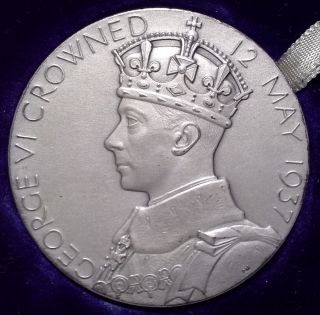 1937 George Vi Coronation Official Large Size Silver Medal With Case photo