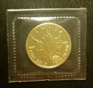 1999 1/10 Oz Privy Gold Canadian Maple Leaf (20 Years Ans) photo