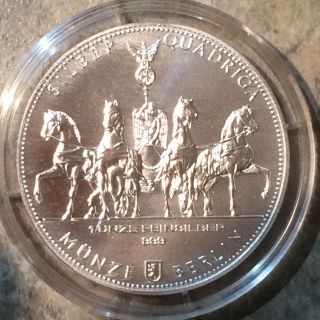 2016 Silver Coin Quadriga Berlin Muenze photo