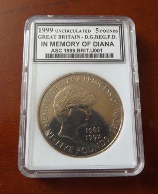 Uncirculated 1999 Great Britain - In Memory Of Princess Diana - 5 Pounds Coin photo