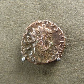 T14 - Gallic Empire Tetricus Ar Antoninianus.  Treves,  271 - 272 A.  D.  Victoria photo