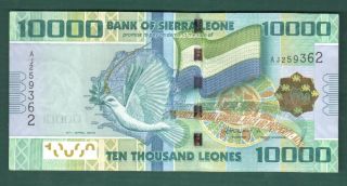 Siera Leone Banknote,  10000 Leones Unc,  Pic 33 photo