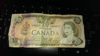 1979 - Canada $20 Bank Note - Canadian Twenty Dollar Bill photo