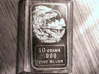 10 Gram.  999 Fine Silver Bar photo
