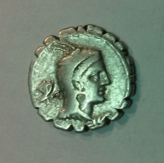 Bce 79.  Roman Silver Denarius.  Sear 311.  L.  Papius.  Details. photo