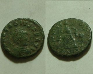 Rare Ancient Roman Coin Victory Captive Xp/chi - Rho/ 388ad photo