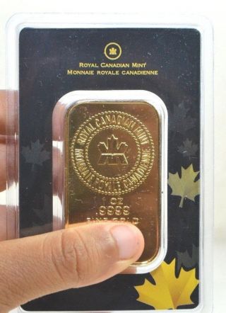 Royal Canadian 1 Troy Oz.  999 Fine Gold Bullion Bar photo