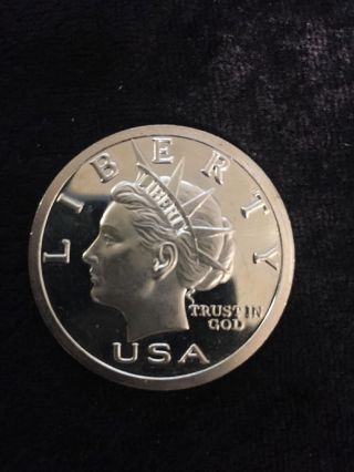 2005 $20 Nor.  Fed Liberty Dollar - 1 Ounce Toz 999 Silver Art Bar/round - Rare photo