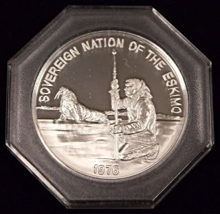. 999 Fine Silver 1976 Sovereign Nation Of The Eskimo Proof Coin Hn24145 photo