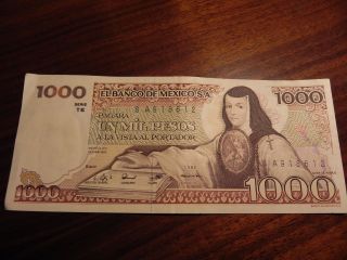 Mexico 1000 Peso (03.  25.  1982) - Santo Domingo Plaza/ photo