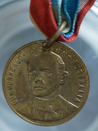 Commonwealth Of Australia Lord Hopetoun Medallion 1901 C.  1901/13 photo