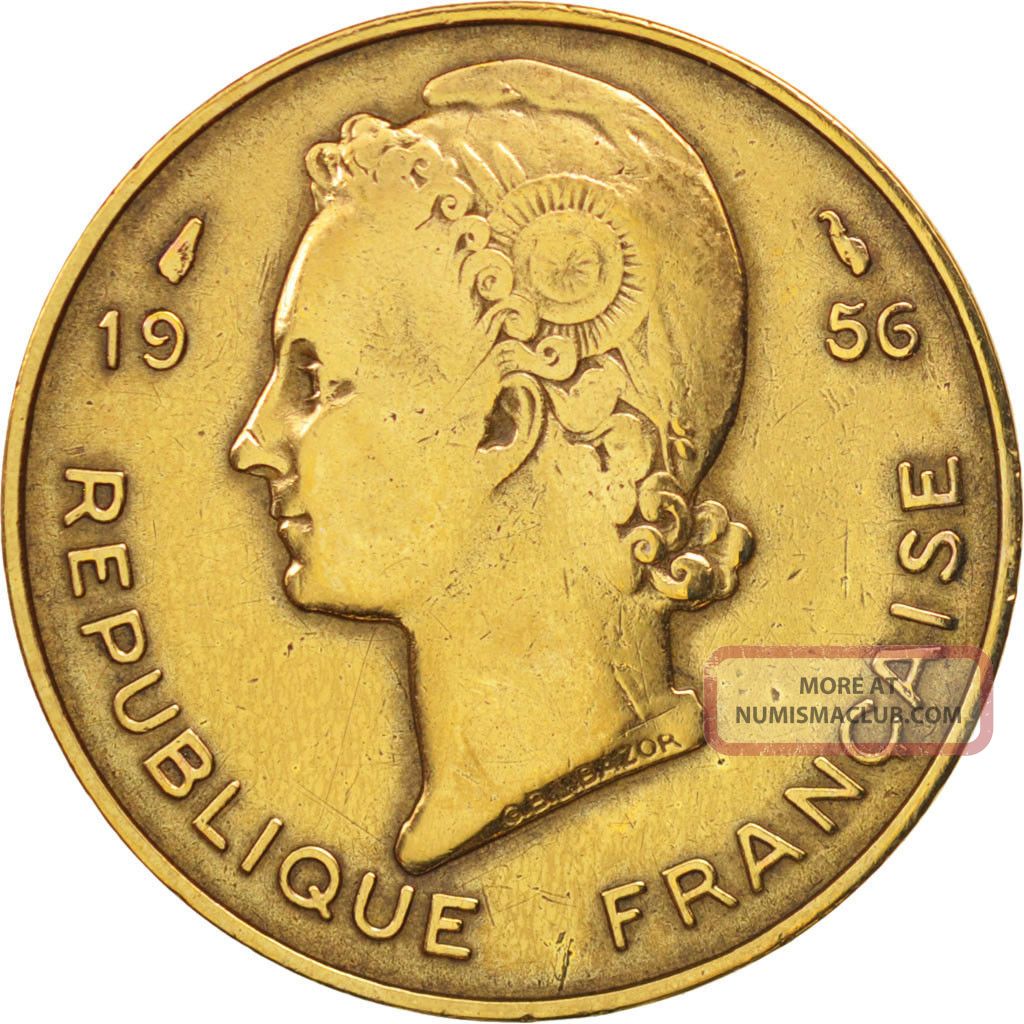 [ 95677] French West Africa,  10 Francs,  1956,  Paris,  Tb,  Aluminum - Bronze, . France photo
