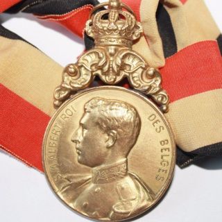 Antique Bronze Art Medal,  King Albert I Of The Belgians photo