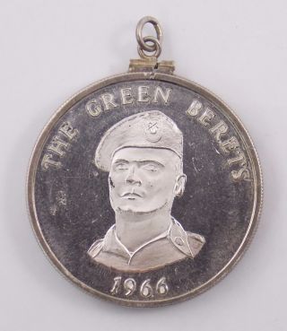 1966 Green Berets Peace Freedom Victory In Vietnam Sterling Silver Medal Pendant photo
