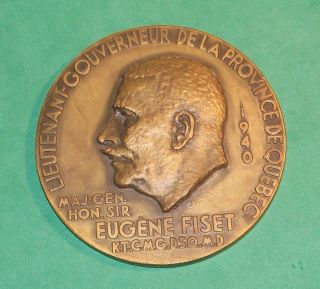 1940 Lieutenant - Governor Quebec Maj - Gen Eugene Fiset Signed Large Medal W/case photo