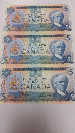 Canada 1979 $5 Bank Note 3 X Consecutive Serial Numbers Gem Unc - From Bundle photo