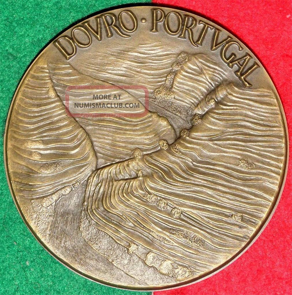 Douro County / Port Wine Institute 1933 - 1973 / Bronze Medal By Vilar Exonumia photo