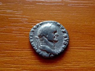 Silver Ar Denarius Of Vespasian 69 - 79 Ad Ancient Roman Coin / Top photo