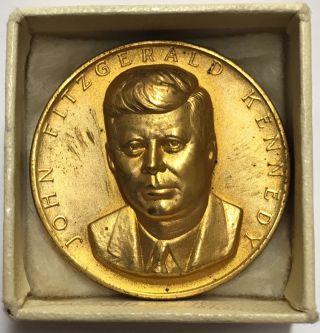 Medallic Art Co.  N.  Y.  John Fitzgerald Kennedy 35th President Gilt Bronze Medal photo