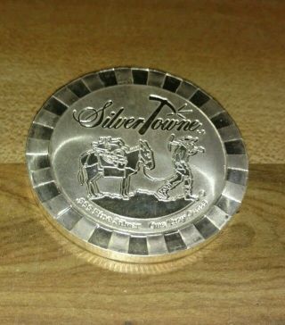 Silvertowne 1 Oz Silver Round (casino Chip) photo