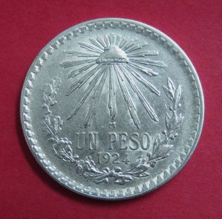 1924 M Mexico 1 Peso Silver - photo