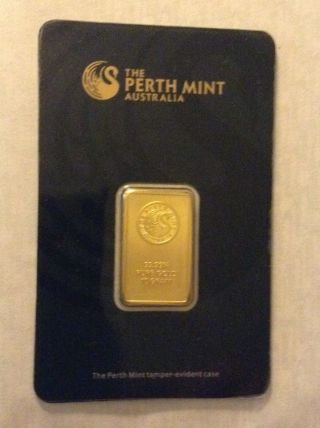 10 Gram Gold Bar Perth 24kt 99.  99 Pure Gold Bullion In Tamper Evident Case photo