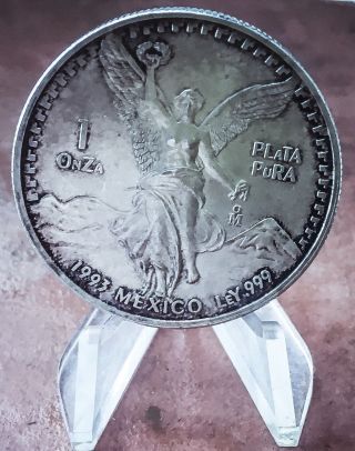 1993 One Ounce Pure Silver Ley.  999.  Mexico Libertad photo