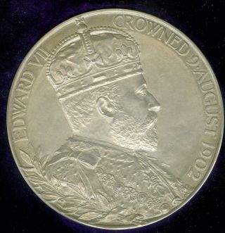 1902 King Edward Vii Coronation Celebration Silver Medal,  Issued By Royal photo